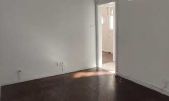 Imagem 3: Apartamento para venda possui 40 metros quadrados com 1 quarto em Catete - Rio de Janeiro