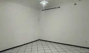 Imagem 3: Casa 2/4 OPORTUNIDADE