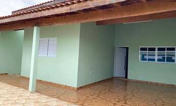 Imagem: Vende se casa com 3 dormitórios em santinho