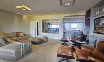 Imagem 4: Vendo apto, 181m², 4/4, nascente, varanda, 3 vagas. Pituba