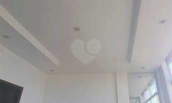 Imagem 4: Excelente Apartamento com dependência ,elevador Aceitando financiamento em Ramos [VP