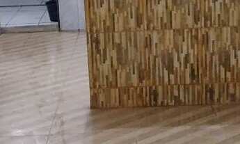 Imagem 2: Alugo casa com garagem e três quartos no bairro roda de fogo valor 800 reais