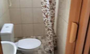 Imagem: Alugo kitnet na Trindade