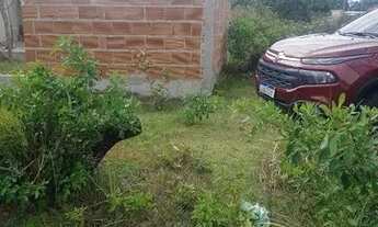 Imagem 6: Vendo duas casas em construção