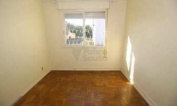 Imagem 7: Apartamento com 2 Dormitórios no Edifício Residencial Cohaduque - Conforto e Localização E