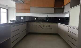 Imagem 7: Sobrado para aluguel possui 458 metros quadrados com 5 quartos