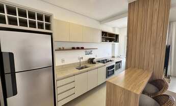 Imagem 5: Canto Norte - Viva a 50 metros da Praia: Apartamento Mobiliado com Vista para o Mar