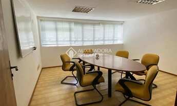 Imagem 3: Comercial no bairro Taruma