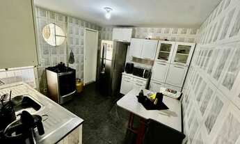 Imagem: Vendo casa na Trindade (leia o anúncio