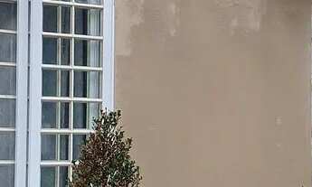 Imagem: Imóvel avenida com duas casas no local