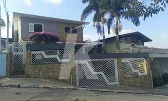 Imagem 7: Sobrado com 4 dormitórios com suítes, 3 salas, cozinha, 8 banheiros e 5 vagas de garagem