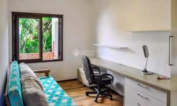 Imagem 7: Casa em condomínio c/ piscina 300m² para locação ? 4 dormitórios (1 suíte) ? 2 vagas ? Non