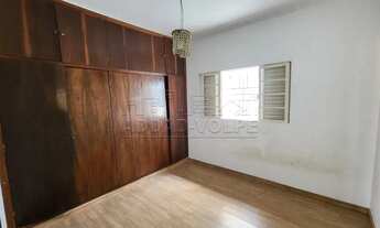 Imagem 7: Casa térrea de esquina à venda e locação, próxima ao Bauru Shopping