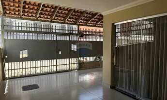 Imagem 3: Casa 3 quartos e com casas de fundos -Ceilândia Sul - ACEITA FINANCIAMENTO - QNM 23