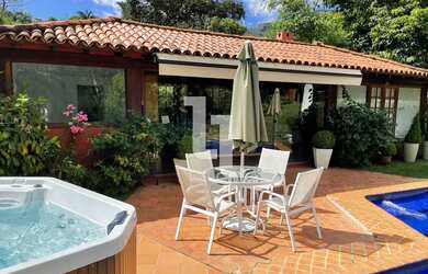 Imagem 10: Imóvel para venda possui 260 metros quadrados com 4 quartos em Araras - Petrópolis - RJ