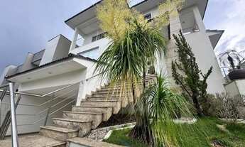 Imagem 2: Casa com 3 Quartos sendo 1 Suíte Master e Piscina no Jardim Belvedere Volta Redonda/RJ