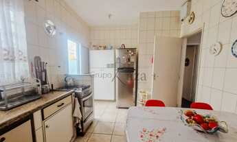 Imagem 4: Oportunidade - Casa - Parque Brasil - Jacareí - 3 Dormitórios - 140,95m²