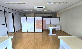 Imagem 2: Conjunto comercial com 91 metros, 3 salas, em excelente localização