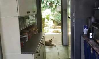 Imagem 2: Excelente imóvel em beira de rua