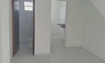 Imagem 2: Vendo repasse em pau amarelo