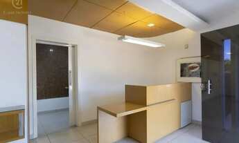 Imagem 4: Casa para alugar em Londrina, Jardim Londrilar, com 10 quartos, com 312 m²