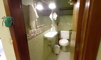 Imagem 5: Casa de 3 Andares com Pátio e Churrasqueira Próxima ao Bourbon Country