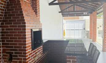 Imagem 3: Casa com piscina em Camboriú