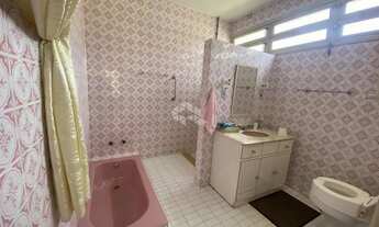 Imagem 6: Casa Térrea no Loteamento Jardim Atlântico - Ampla, Funcional e com Excelente Espaço Exter