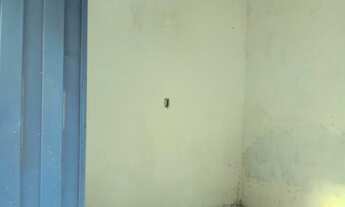 Imagem 2: Alugo casa com garagem no promorar 450