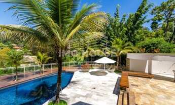 Imagem 2: Casa de condomínio para venda tem 841 metros quadrados com 4 quartos