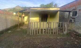 Imagem: Vendo uma Quitinete com quintal