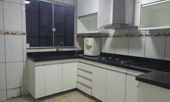 Imagem 7: Vende-se uma bela casa com 4 quartos, sendo 2 suítes na Qd 05 do Setor Sul