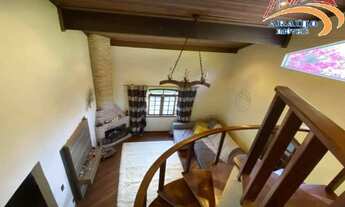 Imagem 6: Casa confortável em condomínio fechado com segurança e portaria 24h Dois quartos sendo suí