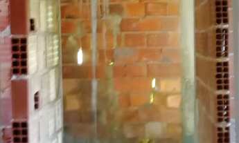 Imagem 3: Vendo terreno com casa a terminar