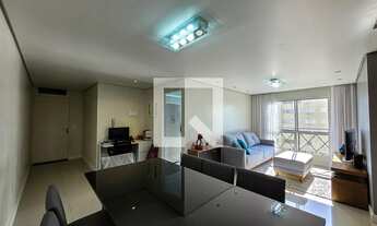 Imagem 2: Apartamento para venda tem 62 metros quadrados com 2 quartos em Jardim Santa Emília - São