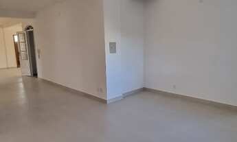 Imagem 2: Imóvel comercial de 240m2, acabamento de primeira, excelente localização