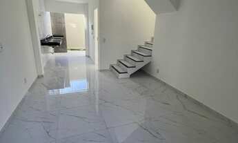 Imagem 2: Casa de Condomínio com 3 Quartos e 3 banheiros à Venda, 92 m² por R$ 379.000