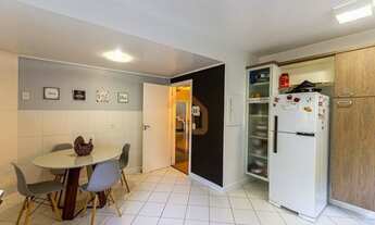 Imagem 5: A casa dos seus sonhos em condomínio com localização privilegiada , Oportunidade !