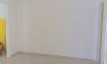 Imagem 3: CASA INDIVIDUAL, COM QUINTAL GRANDE. OPORTUNIDADE!