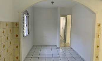 Imagem: Linda casa térrea 02 dormitórios com edicula