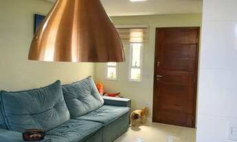 Imagem 2: Linda casa com 02 Dormitórios / 2 vagas de garagem / 86 m2