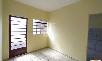 Imagem 2: Casa (casa de fundos) 1 dormitórios, cozinha planejada