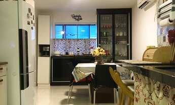 Imagem 4: Casa de condomínio sobrado para venda tem 270 metros quadrados com 6 quartos