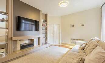 Imagem 4: Apartamento com 4 Quartos à Venda, 242 m² por R$ 1.600.000,000