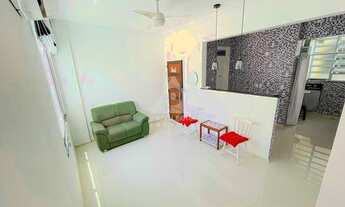 Imagem 2: Lindo apartamento!!!! Reformado, quarto e sala, quadra da praia, no coração do Leblon