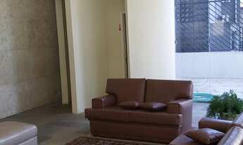 Imagem 7: Apartamento para aluguel possui 97 m² com 2 quartos, 2 banheiros, sala com lareira e mais