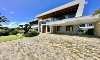 Imagem 4: Casa de condomínio sobrado para venda possui 907 metros quadrados com 6 quartos