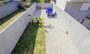 Imagem 7: Sobrado construído com muito requinte e infraestrutura, excelente espaço externo