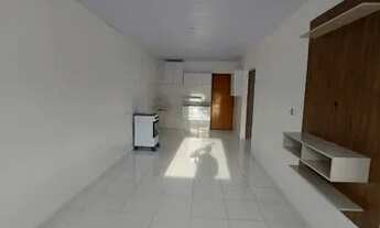 Imagem 2: Casa em Residencial Fechado no Parque das Nações ( Flores ) 2 quartos climatizados / Leia