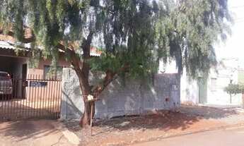 Imagem: Vendo casa mais terreno de esquina